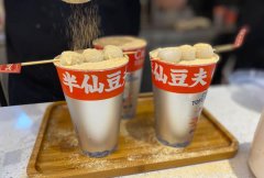 過氣的餐飲小吃品牌，通過設(shè)計(jì)策劃一年連開3000家，半仙豆夫如何做到的？